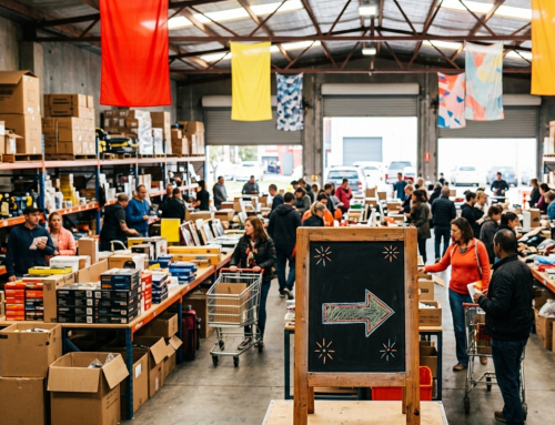 Comment faire la publicité d’une vente d’entrepôt avec un petit budget